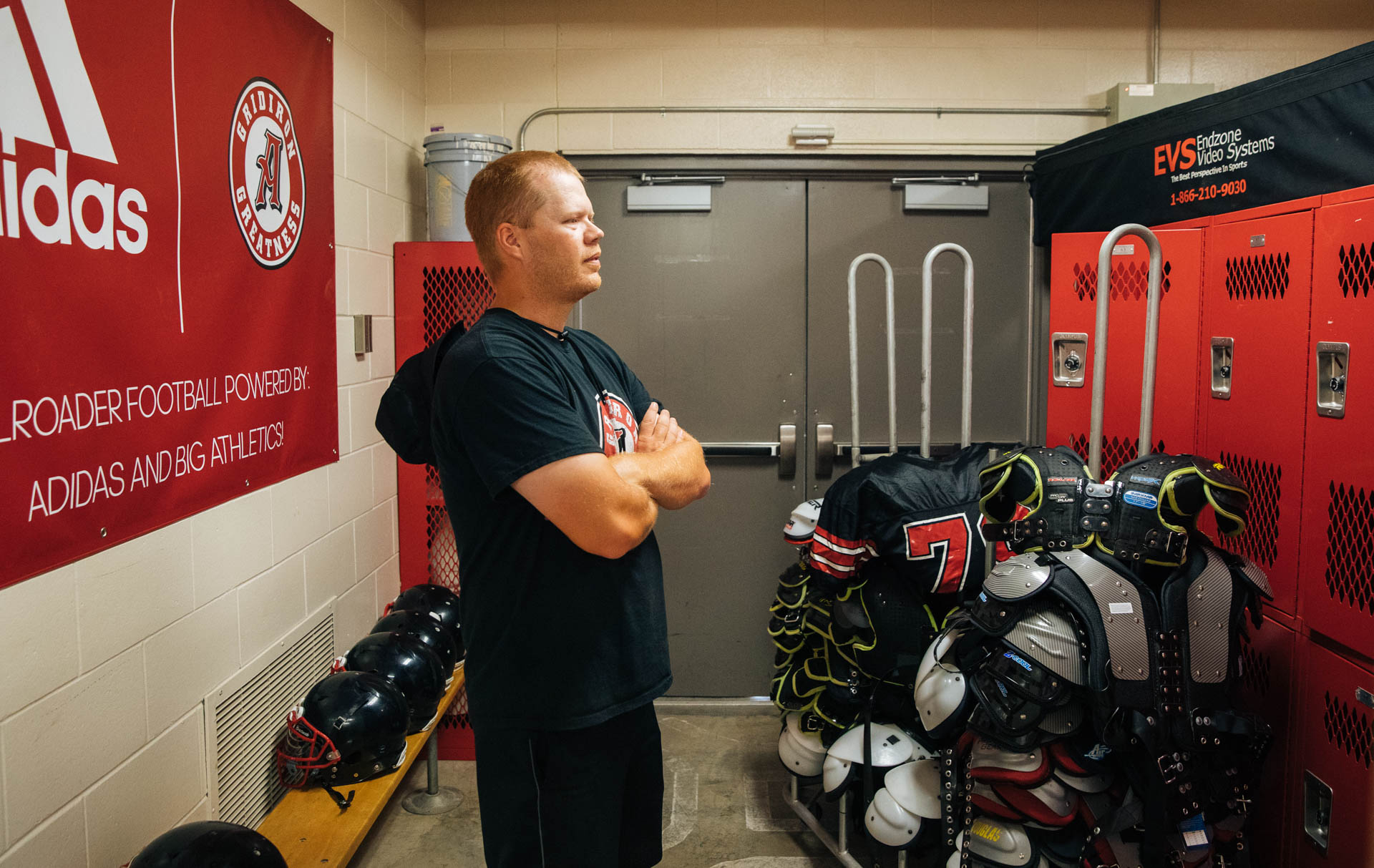 coach-locker-room-altoona-high-school-football-travis-dewitz-9797.JPG