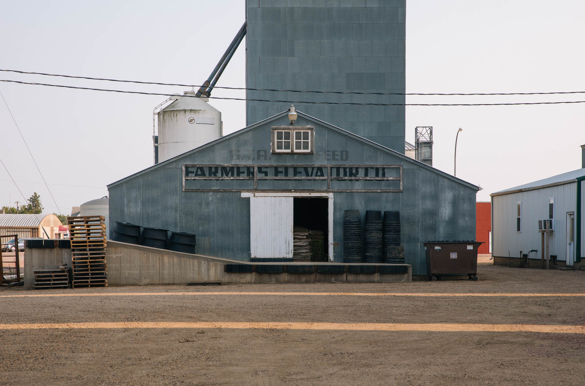 farmers-elevator-parkston-south-dakota-grain-elevator-travis-dewitz-7576.JPG