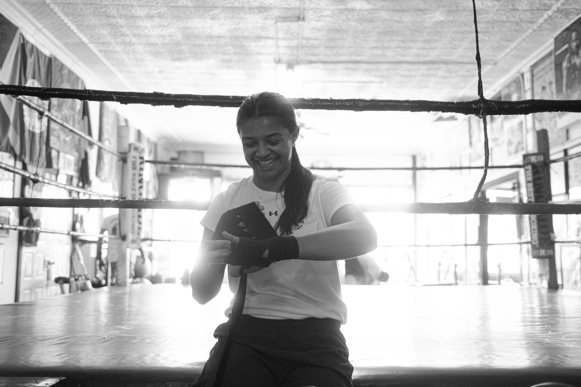 female-boxer-portrait-lewis-boxing-gym-travis-dewitz-2537.JPG