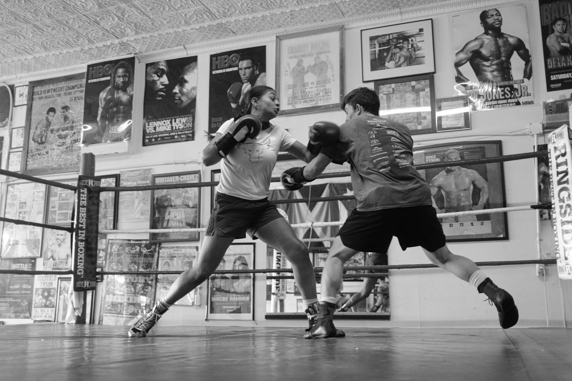 female-boxer-punching-lewis-boxing-gym-travis-dewitz-2752.JPG