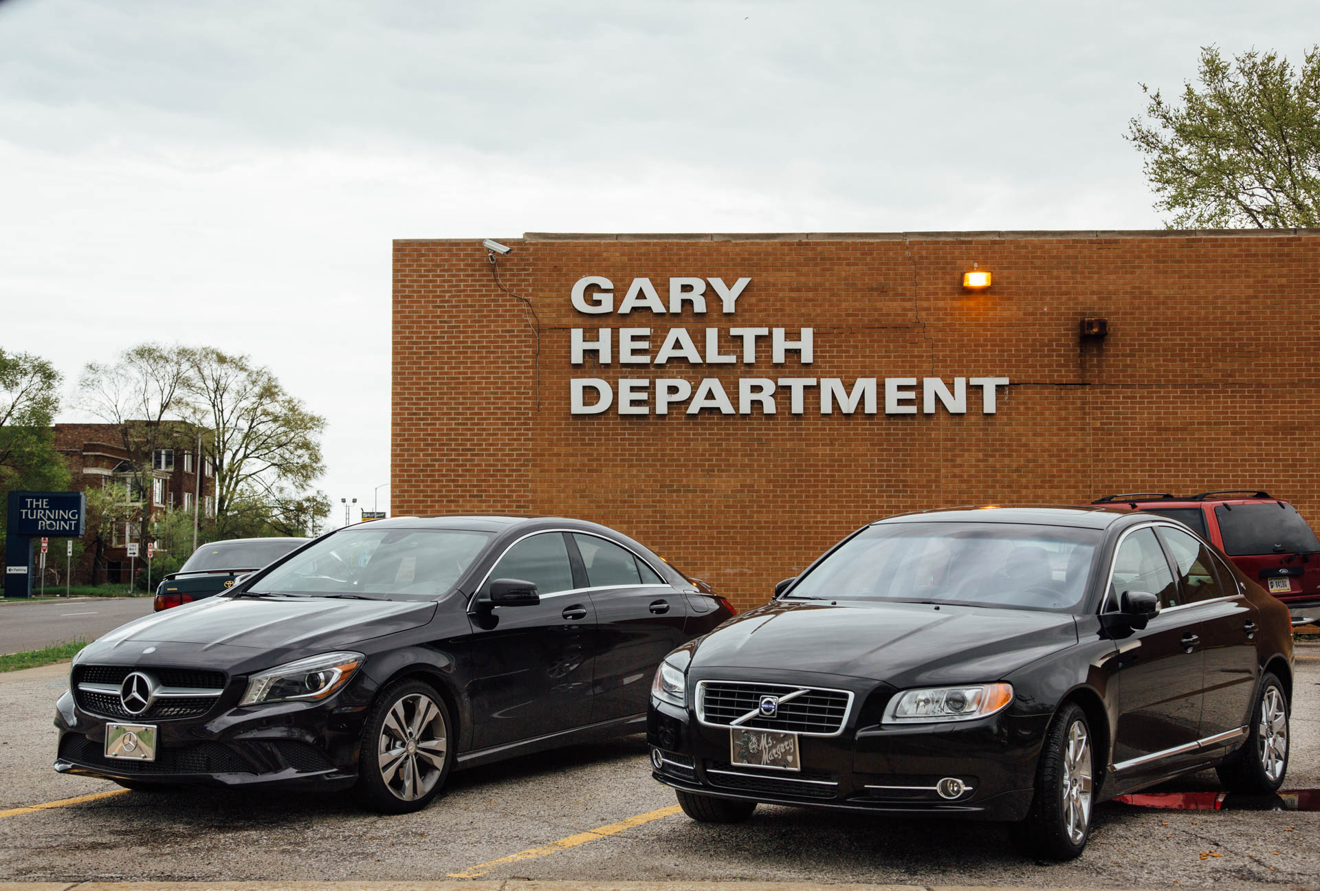 gary-health-dept-wealthy-cars