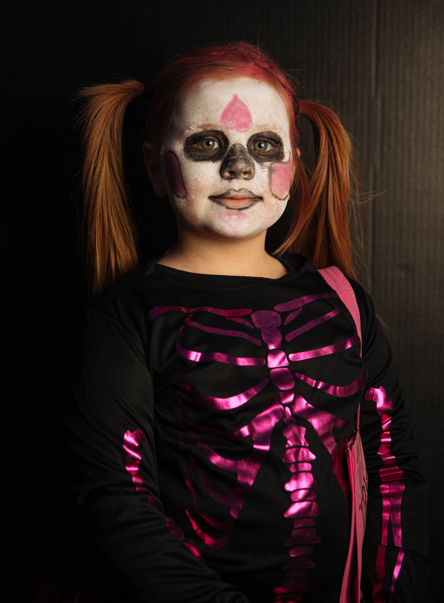 halloween-girl-zombie-skeleton-costume-travis-dewitz-7063.JPG