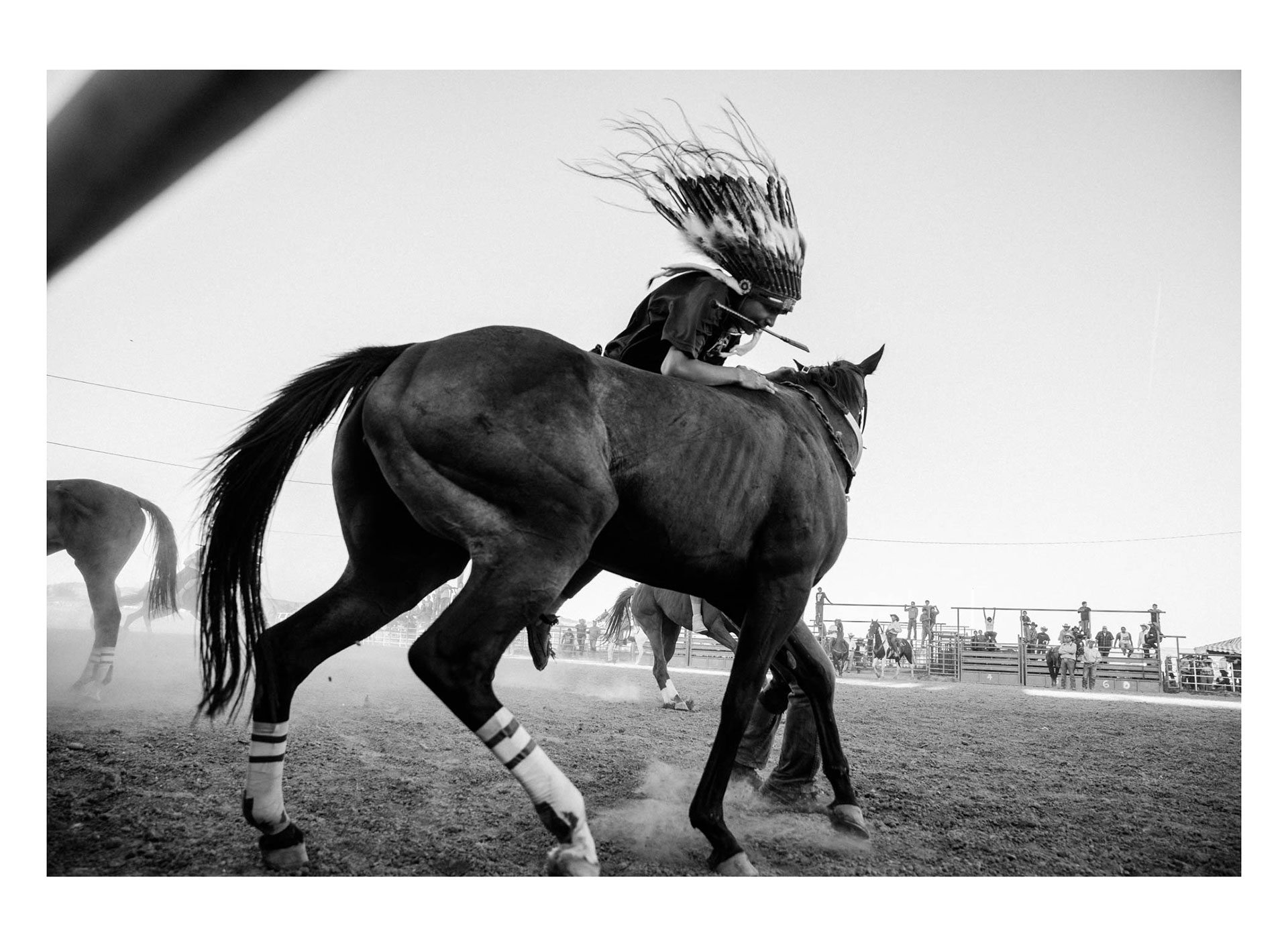indian-relay-horse-race-hisbadhorse-teen-rider