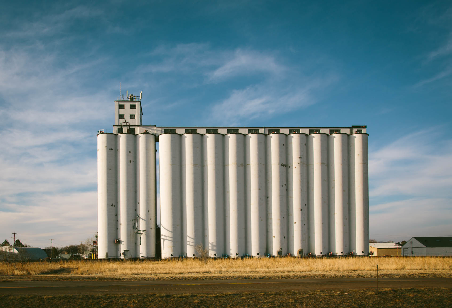 mullinville_ks_equity_exchange_elevator