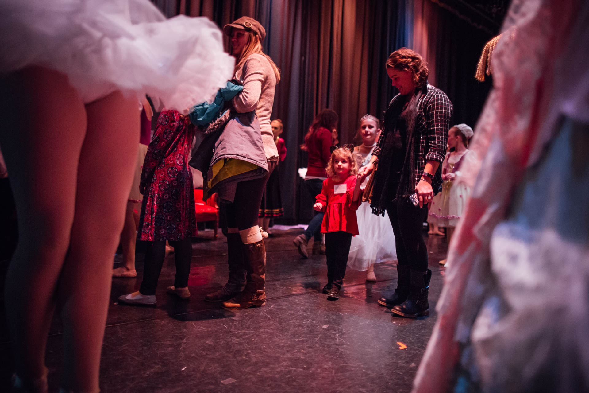 nutcracker-backstage-children-6916
