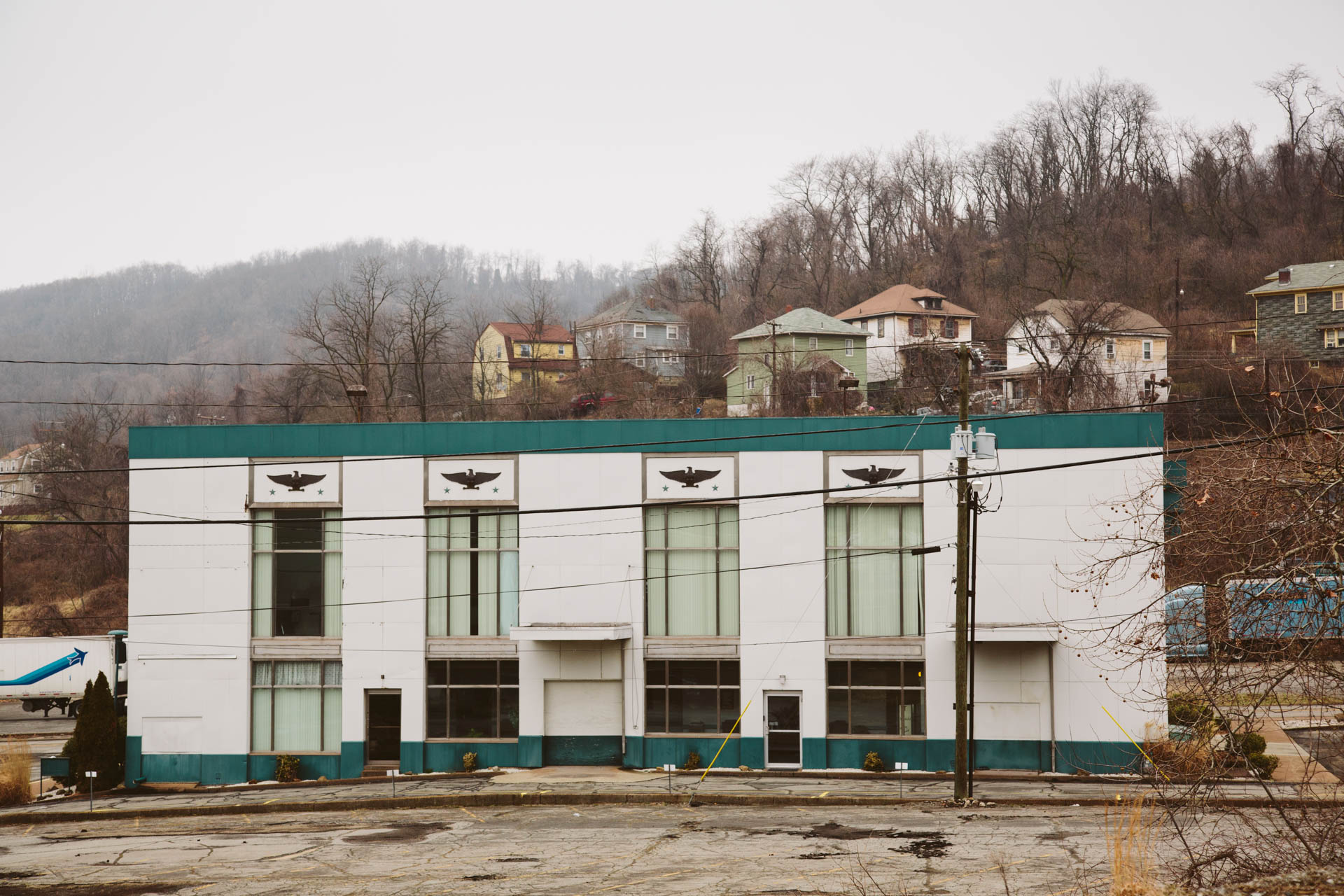 steel_weirton_wv_valley_houses_office_building_eagles_4369untitled