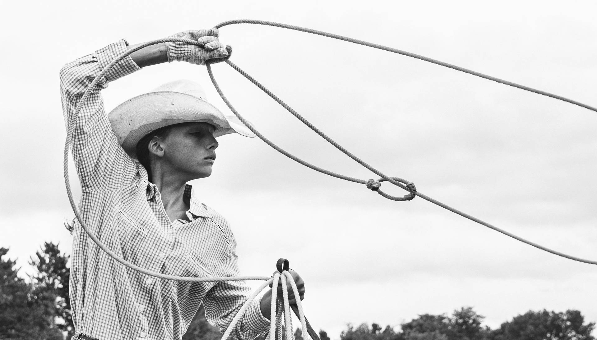 young-cowgirl-roping-lasso.JPG